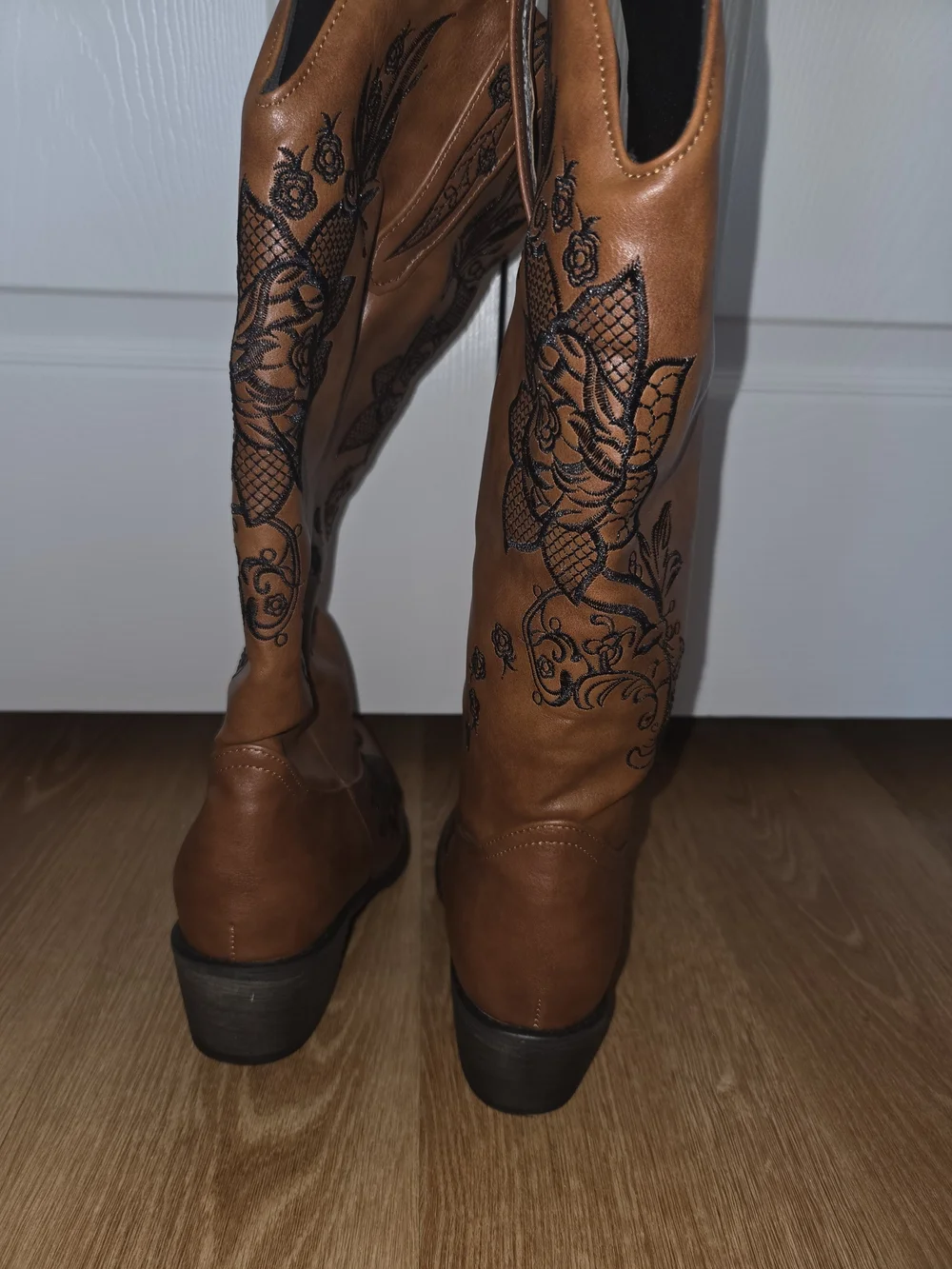 Source Unknown Brown Over-the-Knee Embroidered Western Boots
